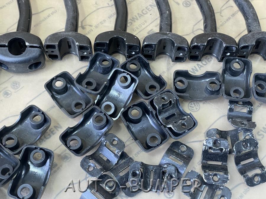 Колпачок кронштейна зеркала 8201160C0100, 8201160-C0100